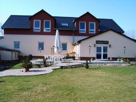 Gasthaus Ela Hotel Dahlewitz  Bagian luar foto